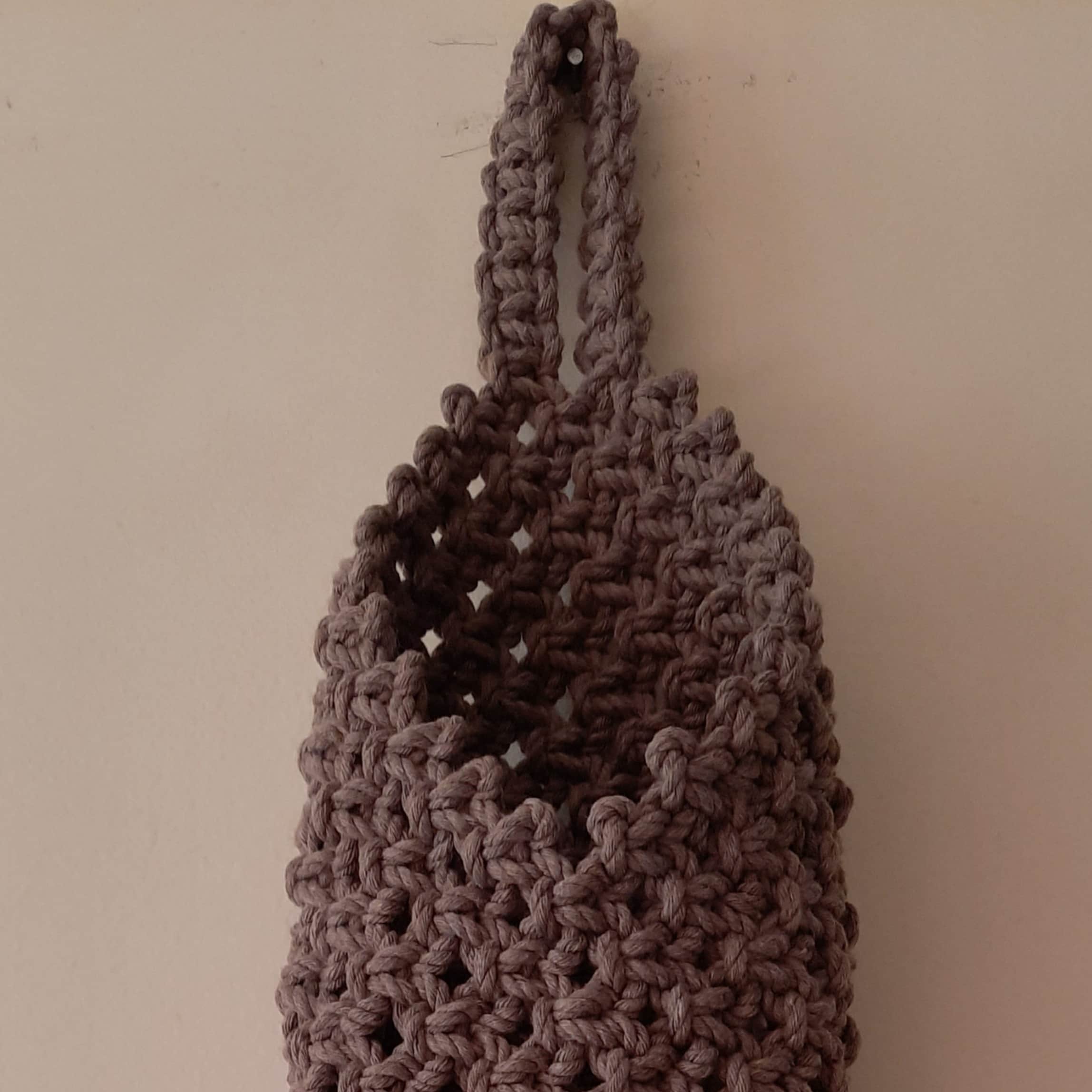 Plant Hanger Pod - front_view
