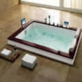 Luxurious Whirlpool White Bathtub cum Jacuzzi - top_view