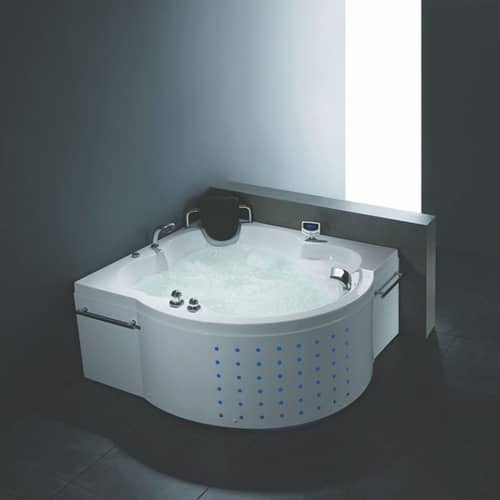 Luxury White Whirlpool Bathtub