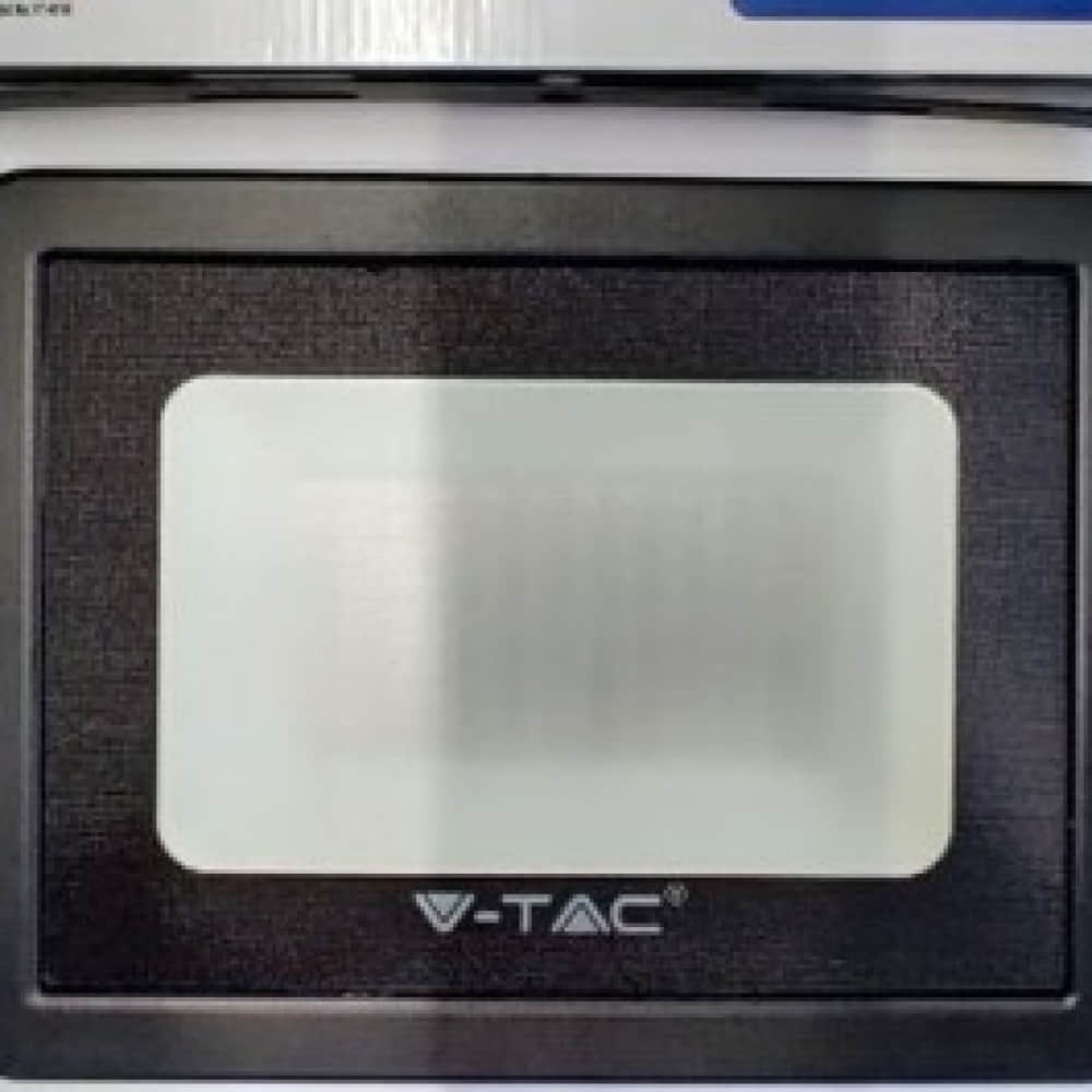 100 Watt LED Flood Light - photo