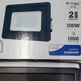 100 Watt LED Flood Light