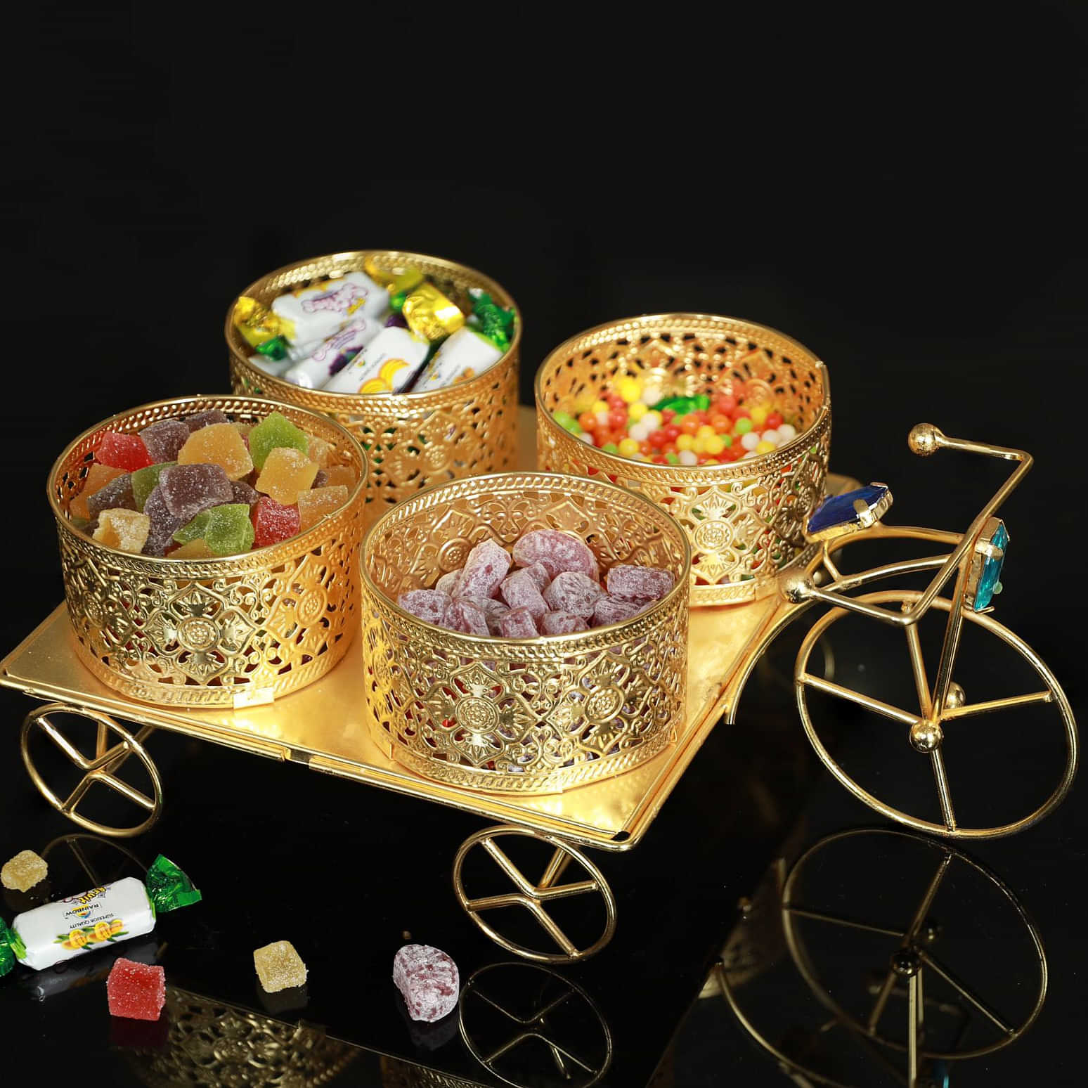 Tuxédo Rick Decorative Steel Decorative Platter (Gold) - photo