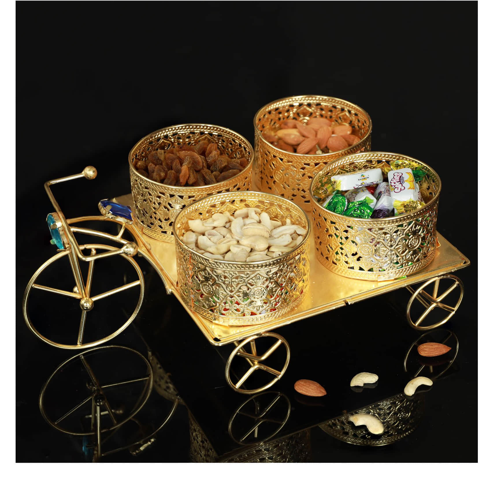 Tuxédo Rick Decorative Steel Decorative Platter (Gold) - front_view