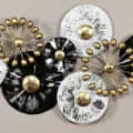 Abstract Round Plates Metal Wall Hanging Decor - front_view