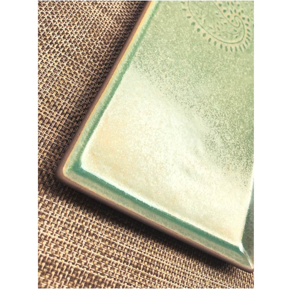 Luxe paisley Platter - top_view