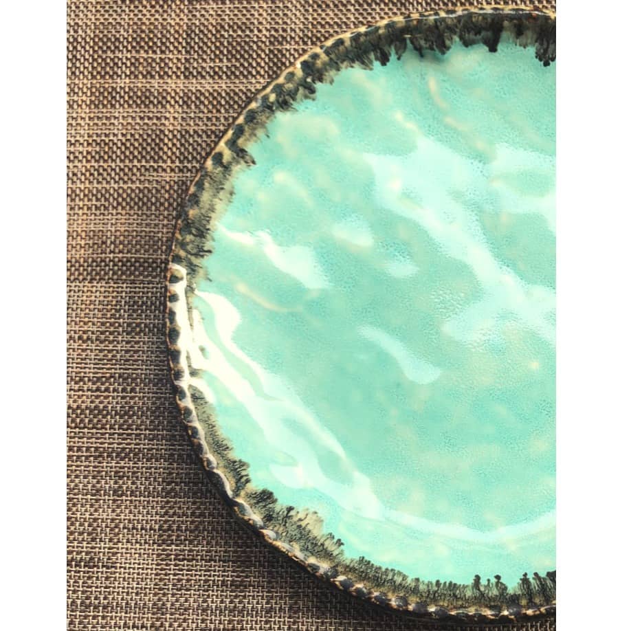 Auric dinner plate