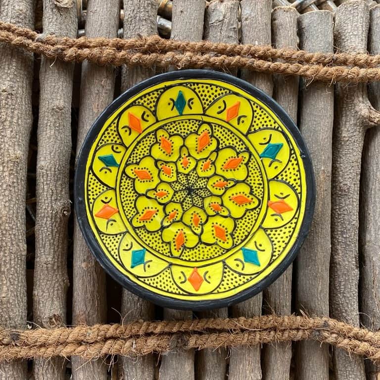 EARTHENWALLPLATES artificial wall plates yellow - front_view