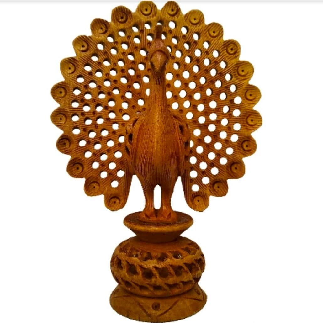 Wooden peacock undercut - front_view