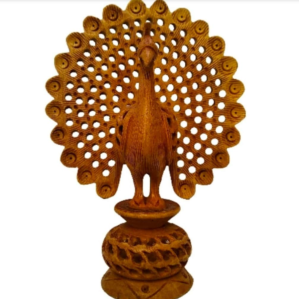 Wooden peacock undercut - rear_view