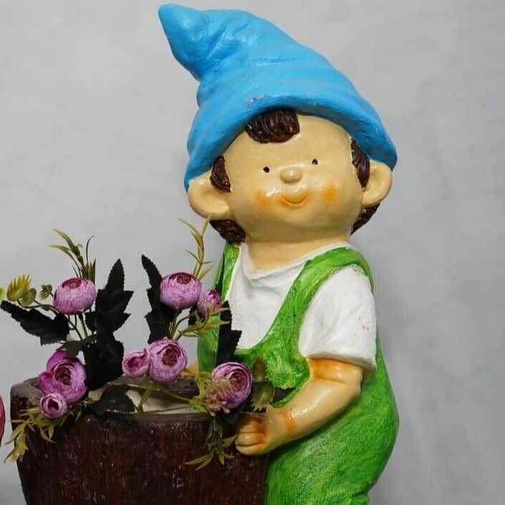 Resin Made Planter Statue Of Boy And Girl - front_view