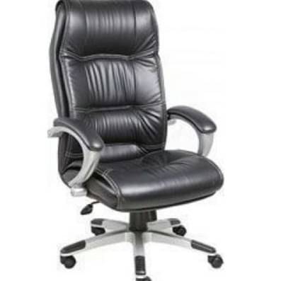 Tuscan Executive Revolving Chair