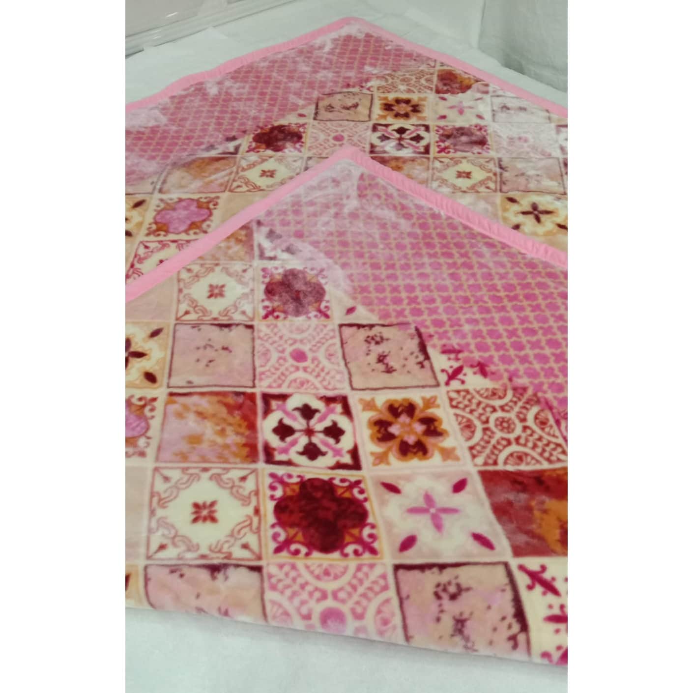 SUPER SOFT DOUBLE BED BLANKET - front_view