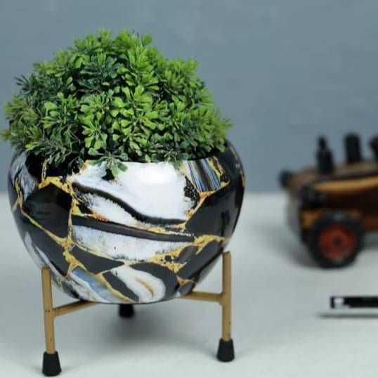 Black Marble Planter