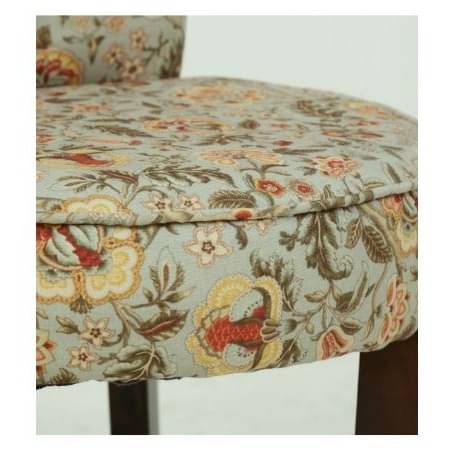 Tassio Slipper Chair In Beige Colour