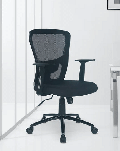 Black Medium Back Revolving Office Chair - photo