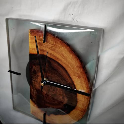 Resin Wall Clock