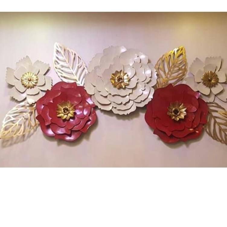 Red & White Flower Metal Wall Art
