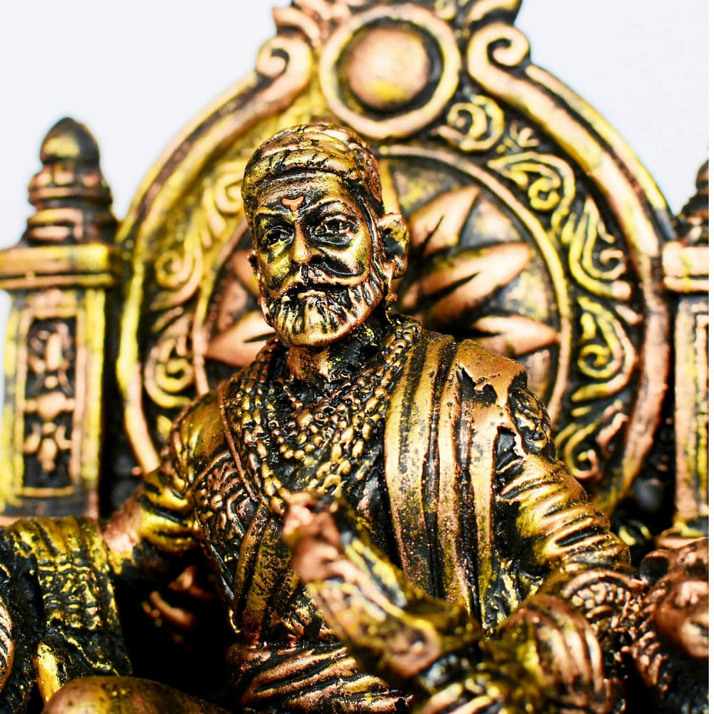 Sinhasanadhish (Antique)Shivaji Maharaj Statue - photo
