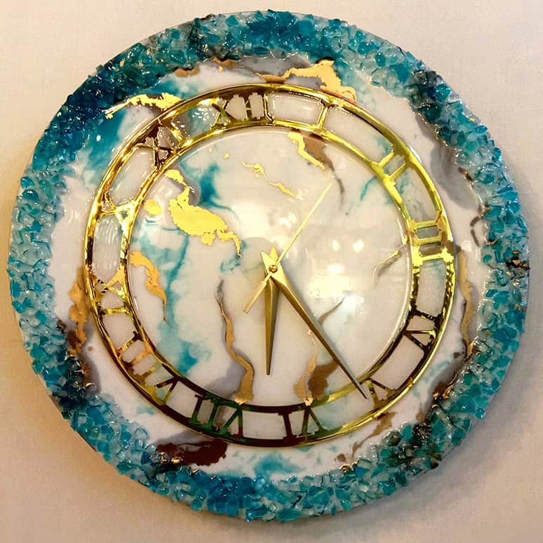 Colourful Decorative Metal Wall Clock For Home Decoration - rear_view