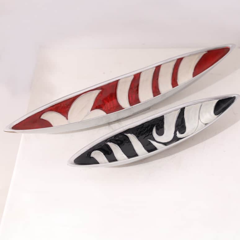 Antique Metal Multicolour Color Leaf Shape Serving Snack Platter for Home Decoration Table Top ( Set Of 2 ) - rear_view