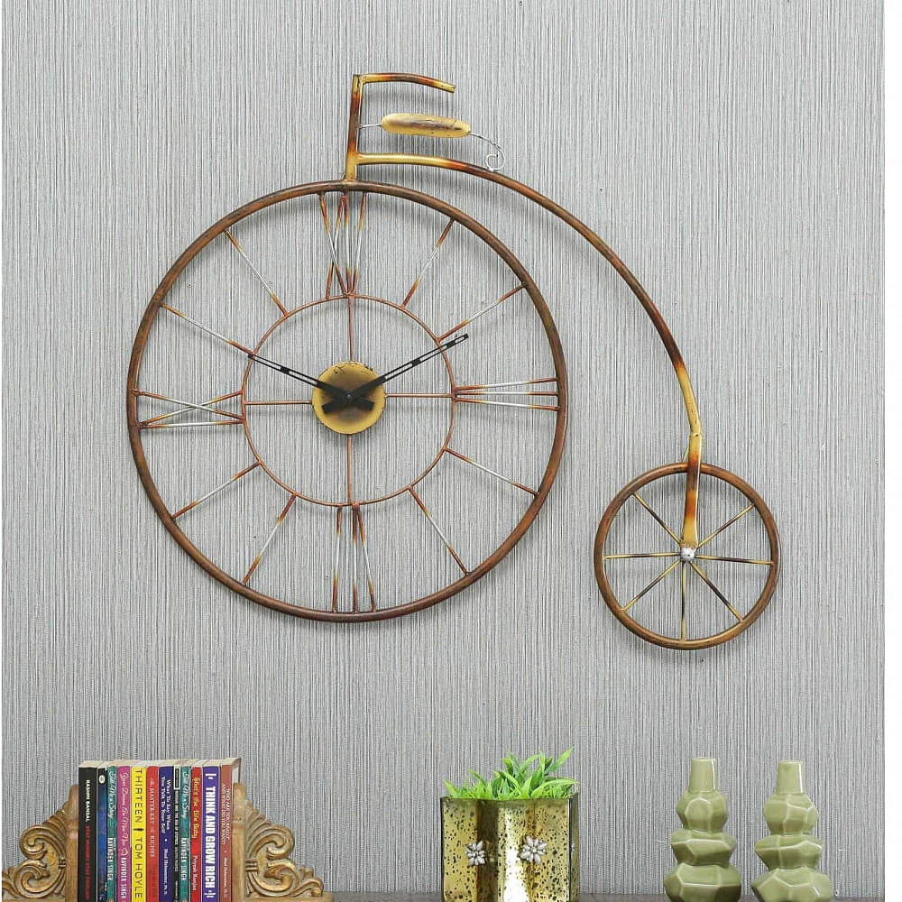 Iron Shading Cycle Retro cycle Watch - photo
