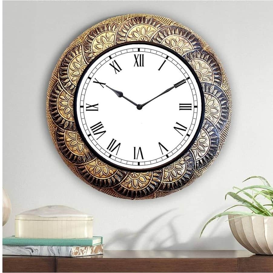 Traditional Wall Clock With Brass Fittings - rear_view