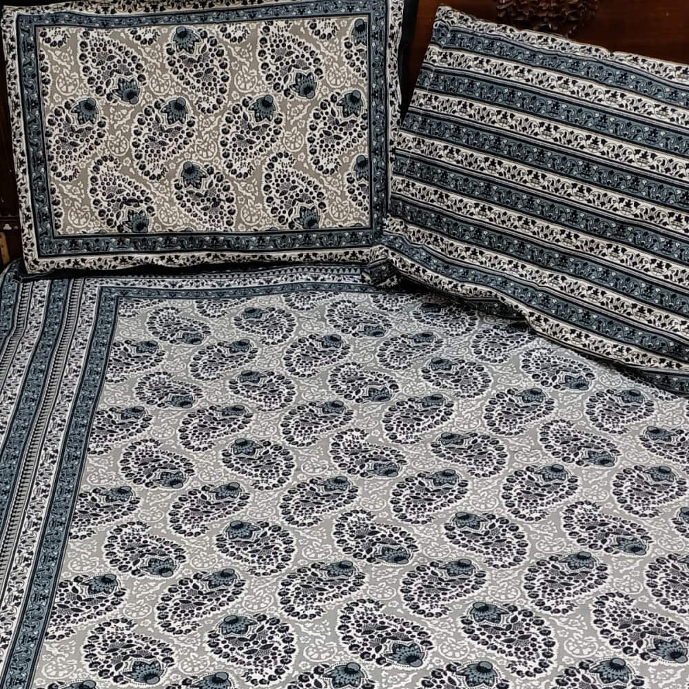 King Keri Print Cotton Double Bed-sheet - photo