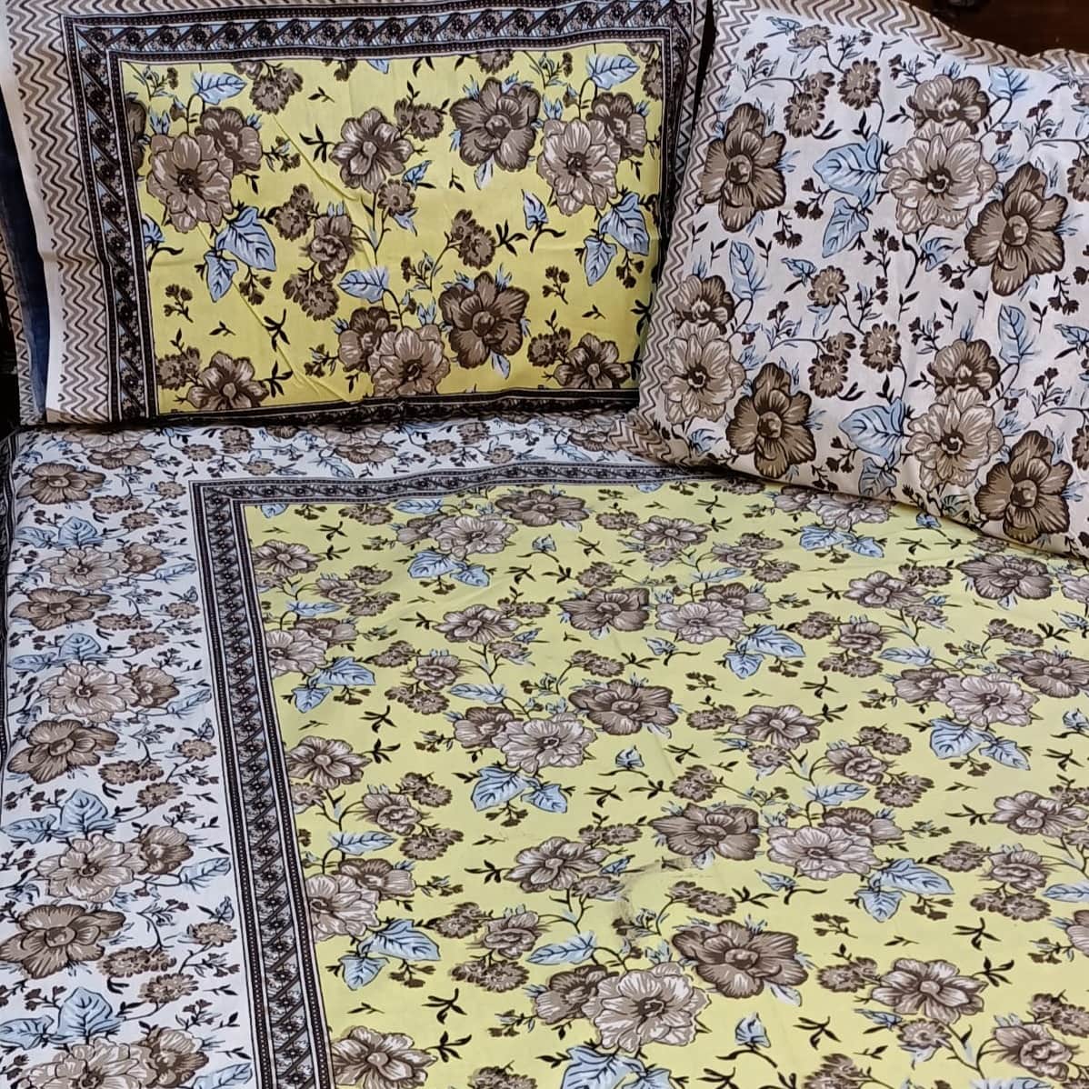 Cotton Bed Sheet Floral Print - top_view