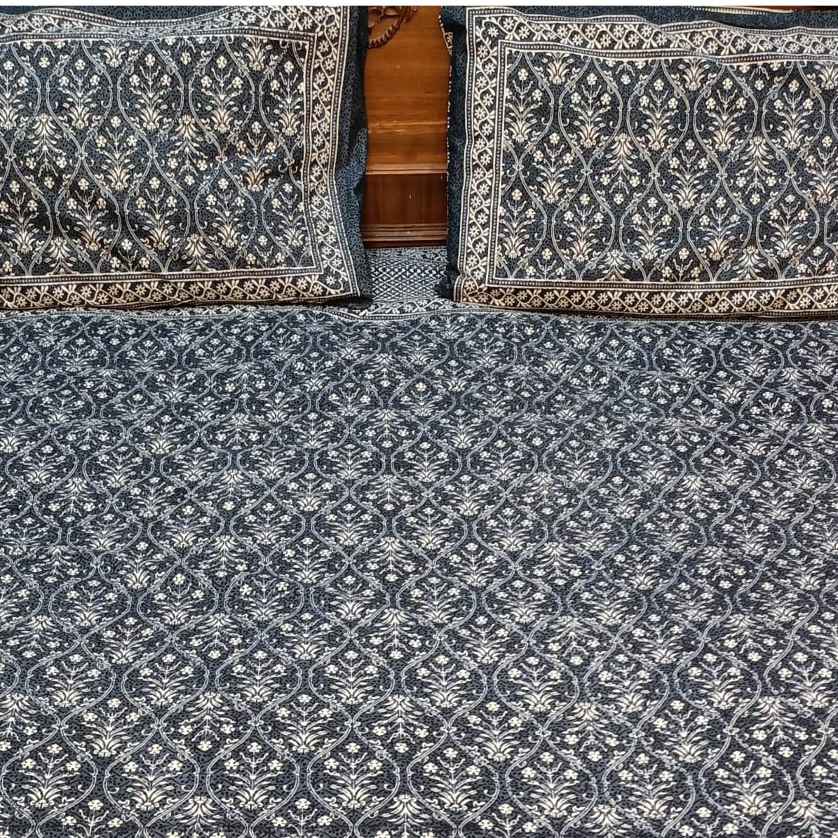 Cotton Printed Bed Sheet (blue) - front_view