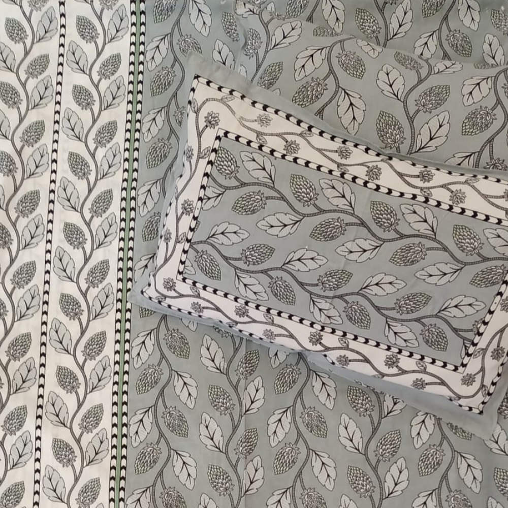 beautiful cotton printed Bed-sheet - photo