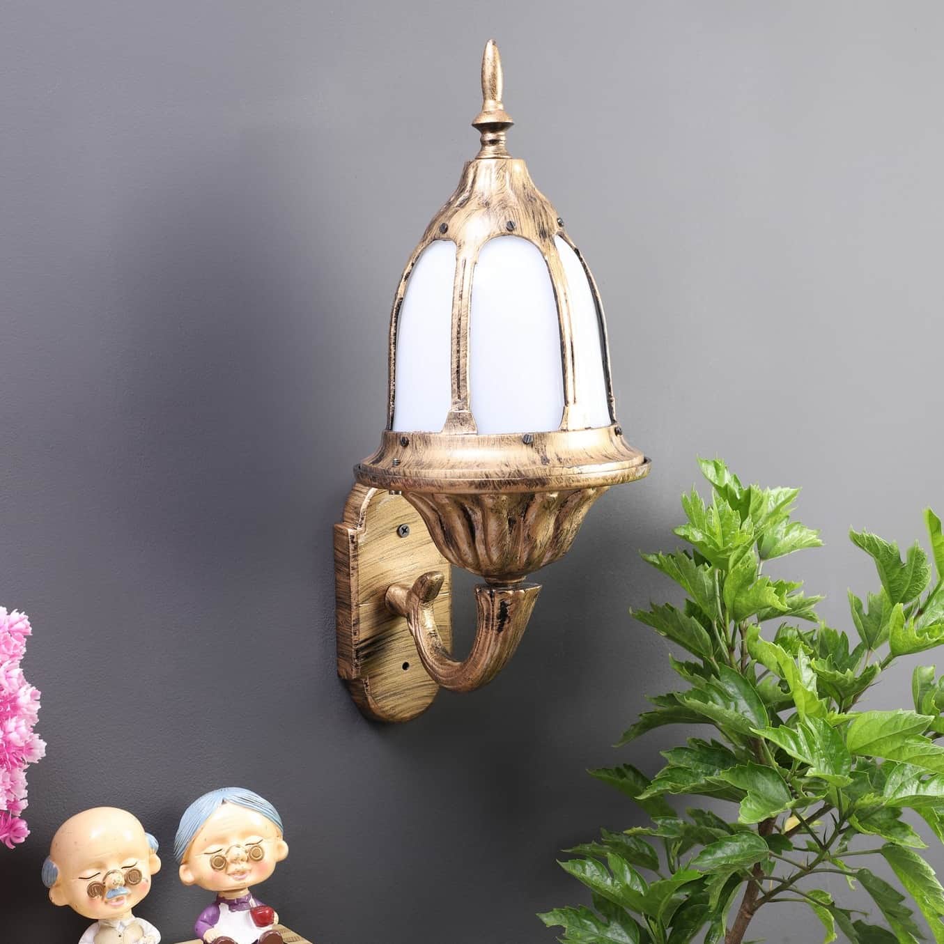 Antique Brass Metal Outdoor Wall Light -without Bulb - top_view