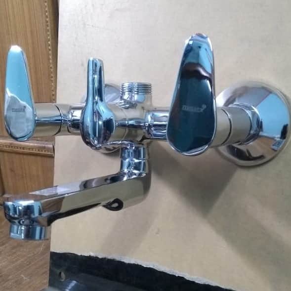 Nexa Deck Mounted Wall Mixer - top_view