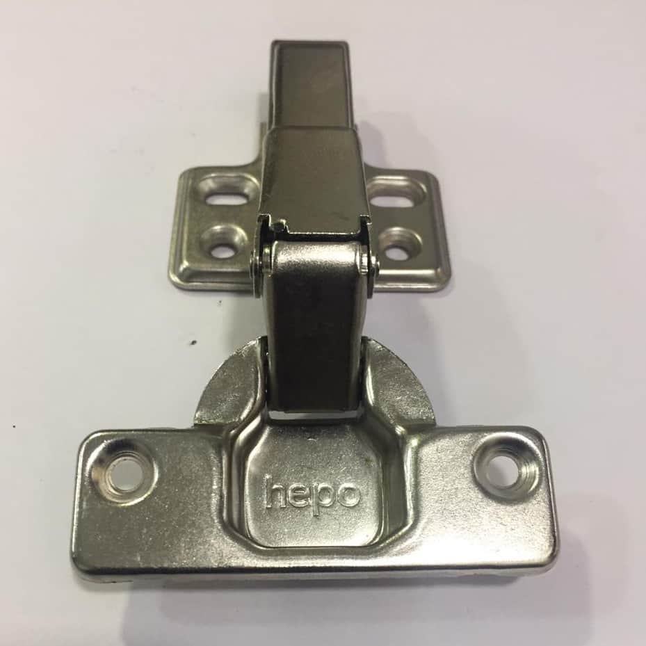 Hepo (4 Hole) Auto Closing Clip on Soft Close Hinge - front_view