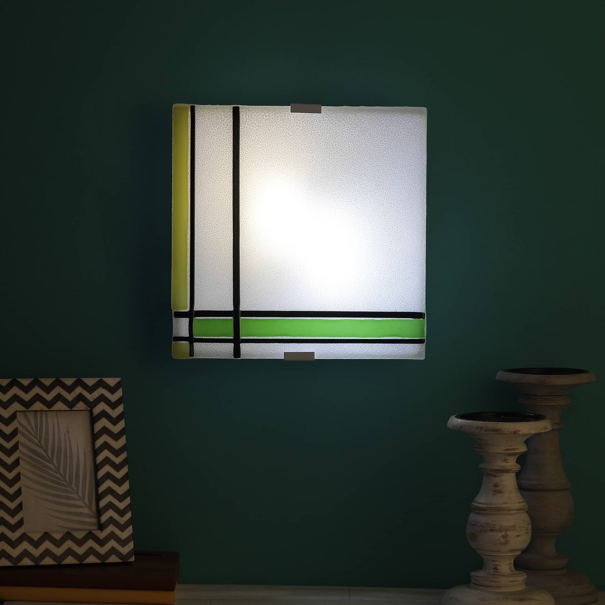 White Metal Wall Lamp 12"