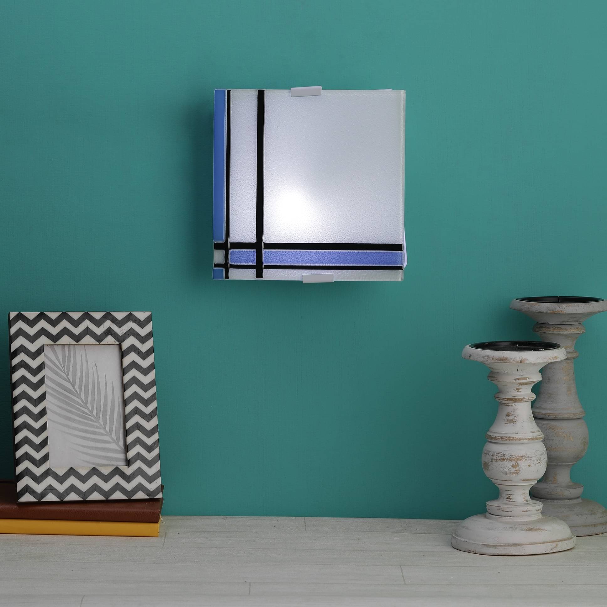 White Metal Wall Light 9"