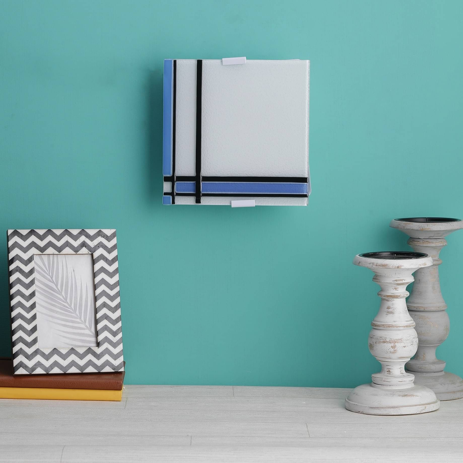 White Metal Wall Light 9"