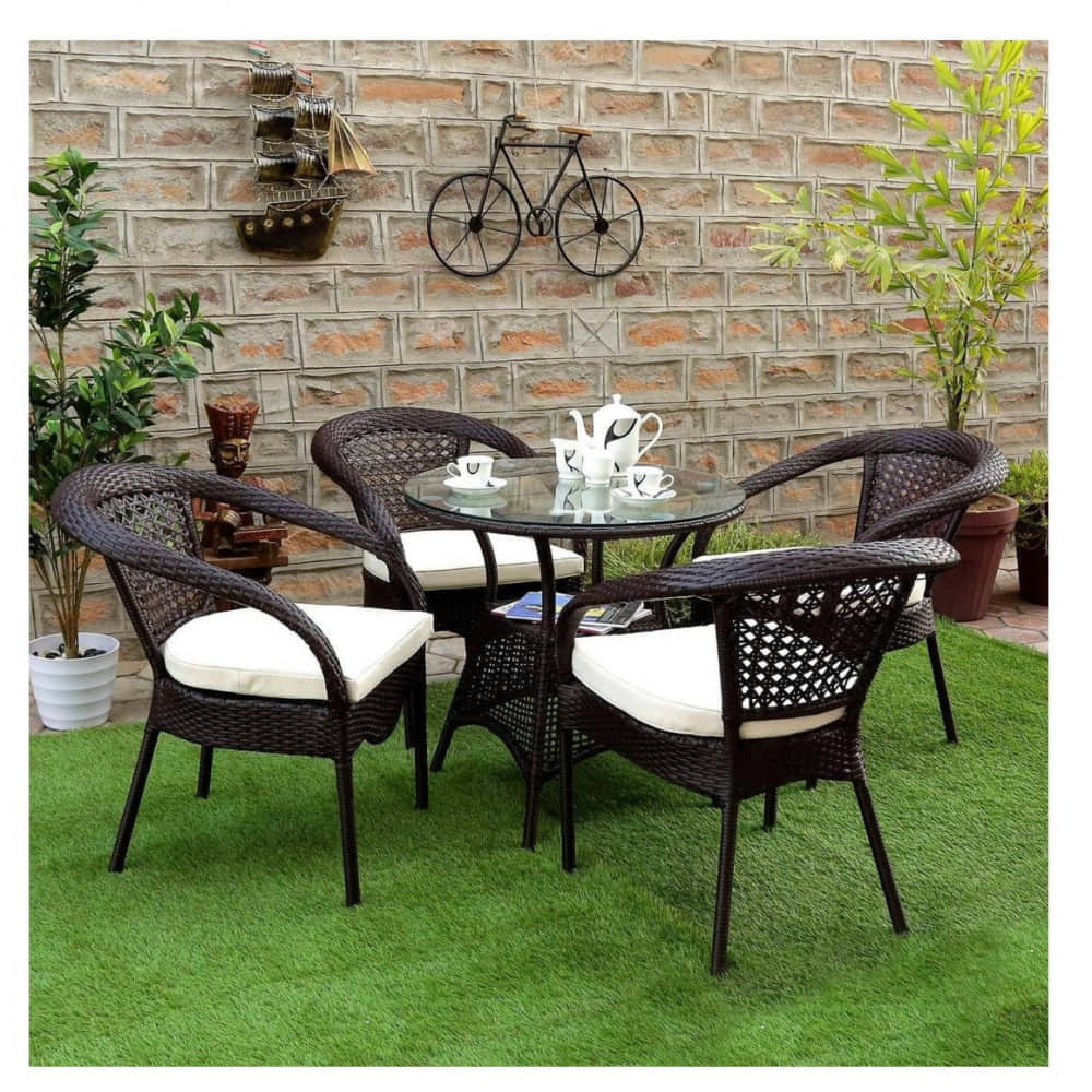Garden Chair Set (4 Chair + 1 Table) - photo
