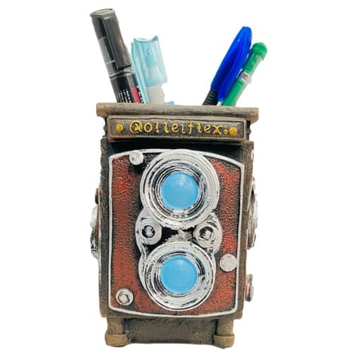 Vintage Camera Penstand