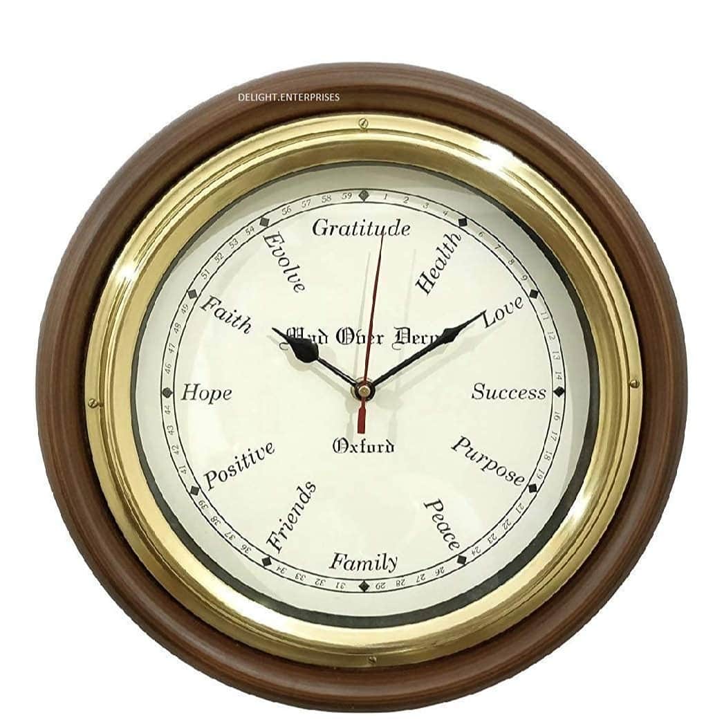 12 inch Antique Style Antique Wall Clock - front_view