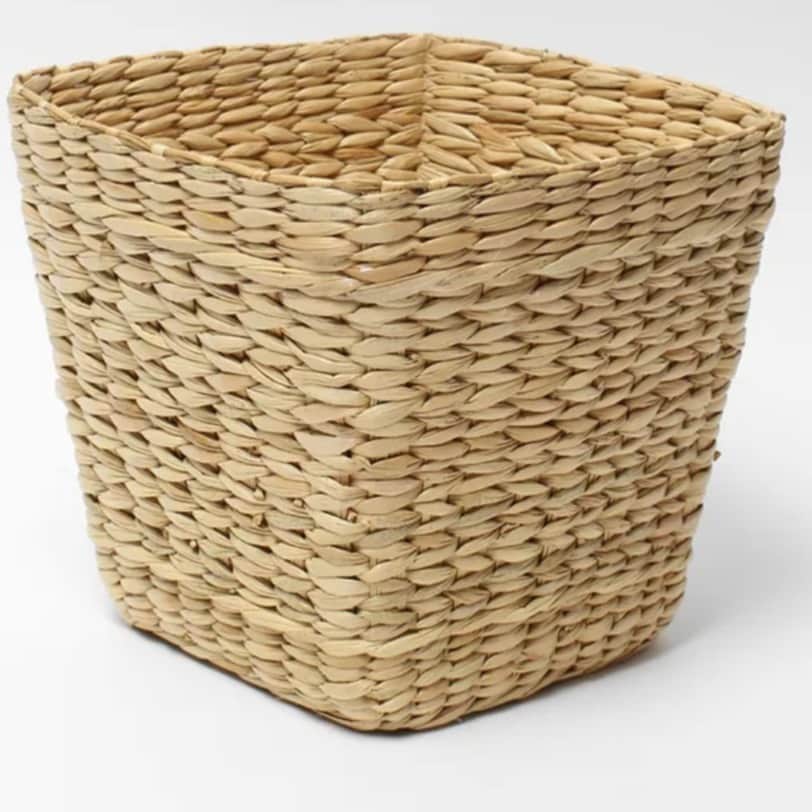 V-Shape Kauna Grass Planter - left_view