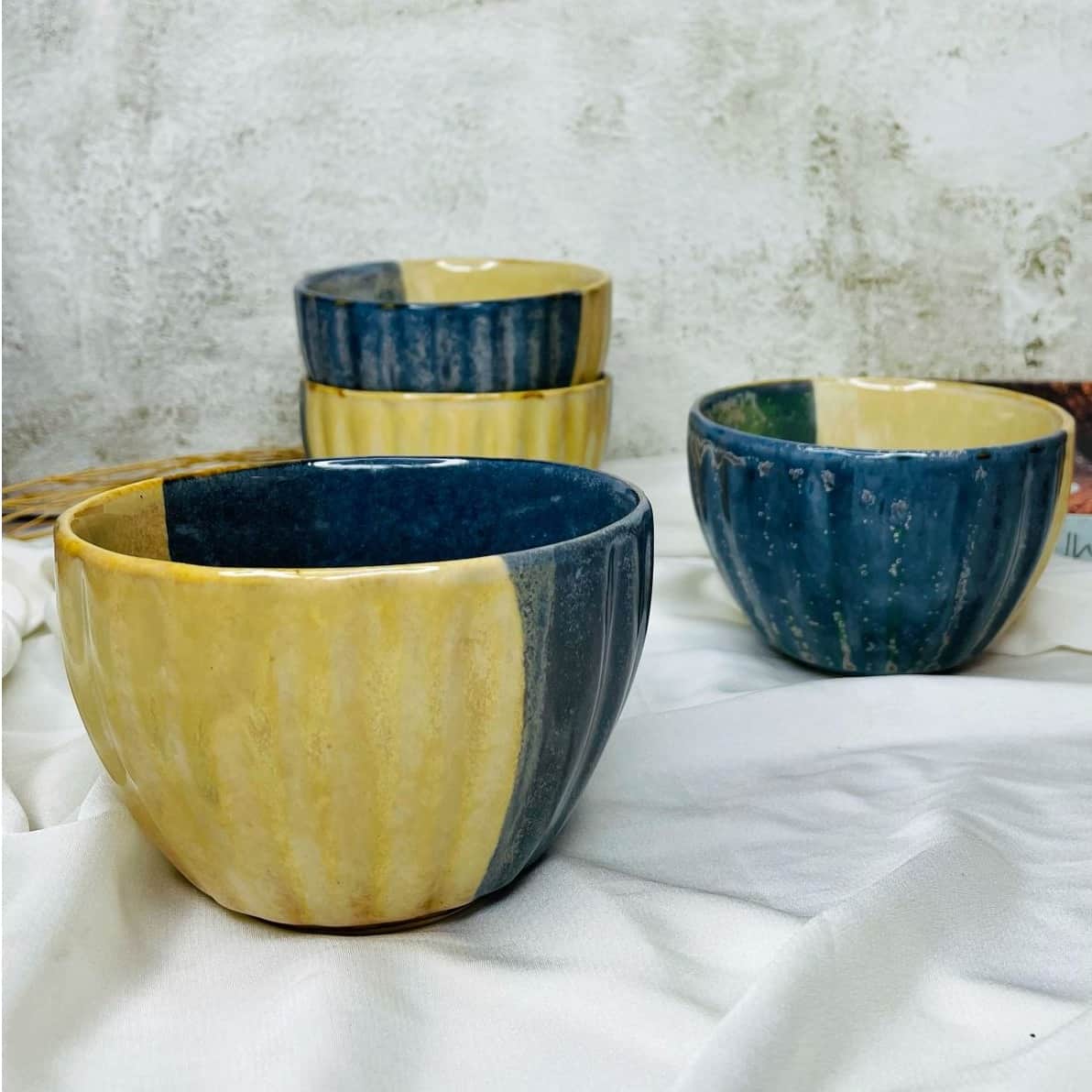 Blue/Beige Dessert Bowls (Set of 4) - rear_view
