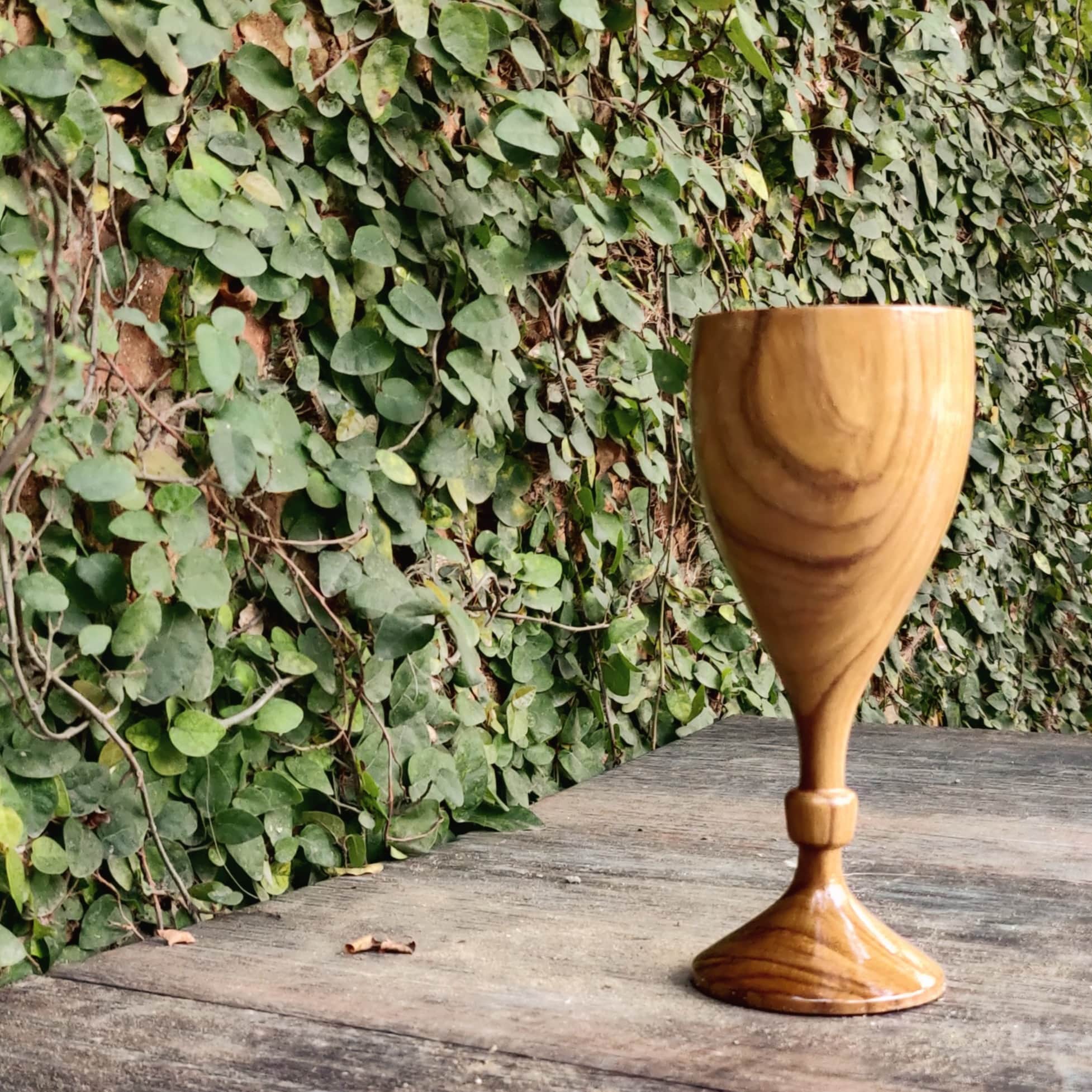 Goti Wodden  Wine Glasses - rear_view
