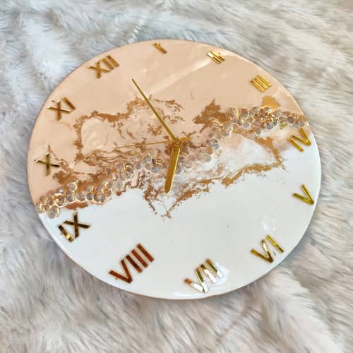 Resin Wall Clock 12 Inch Round TRDC021