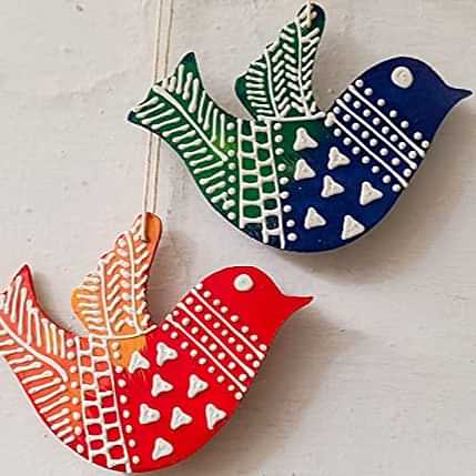 Handicraft wooden decorative bird wall hanging (set of 2 birds). - photo