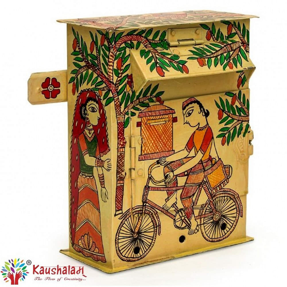 Letter Box : "Dakiya" The Post Man - photo