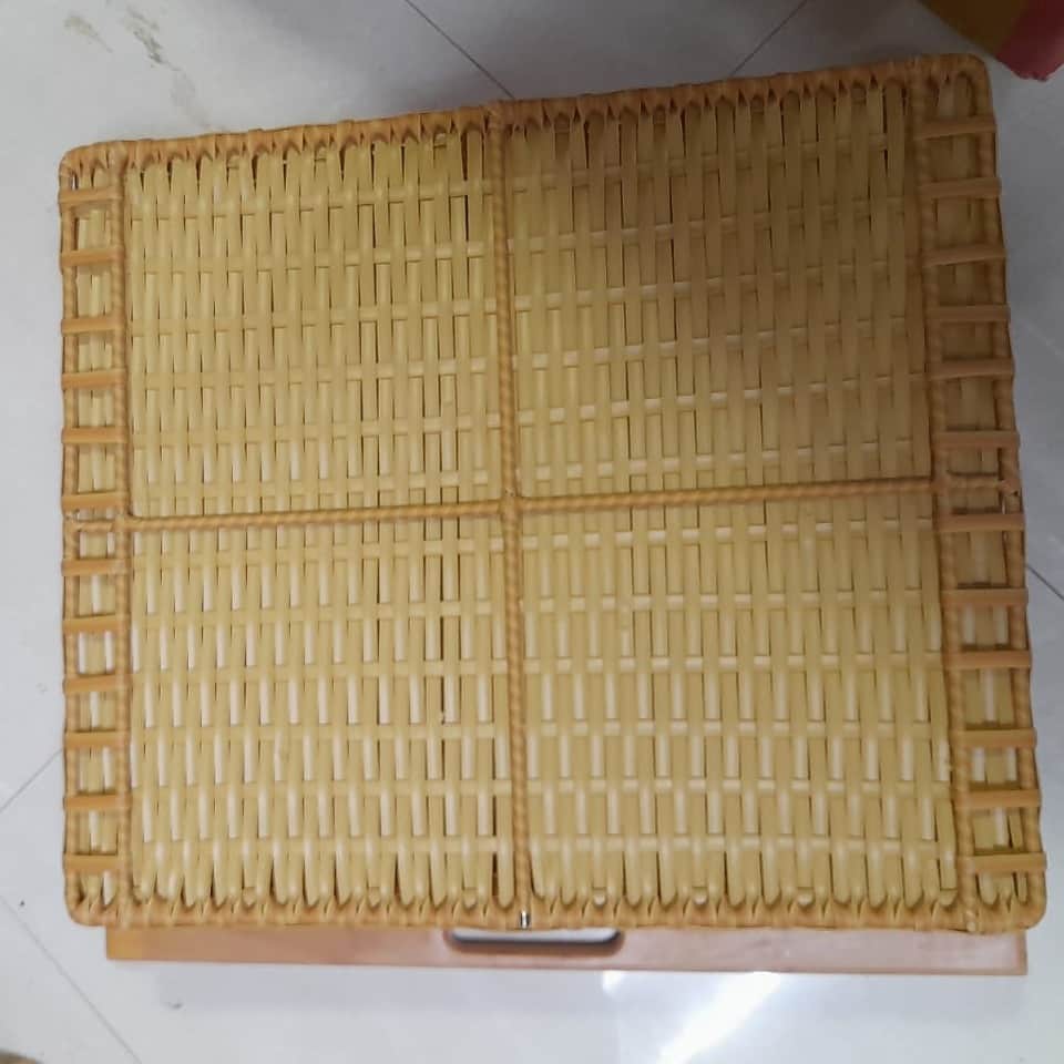 PVC Wicker Basket with Vertical Partition - bottom_view