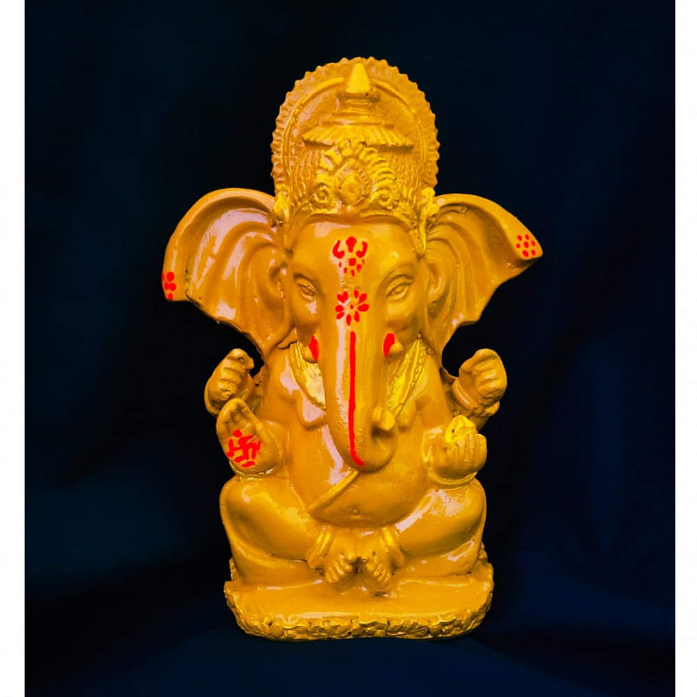 God Ganesha Statue - photo