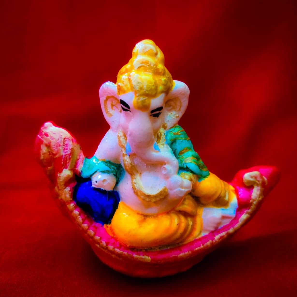 Lord Ganesha on Boat Idol - front_view