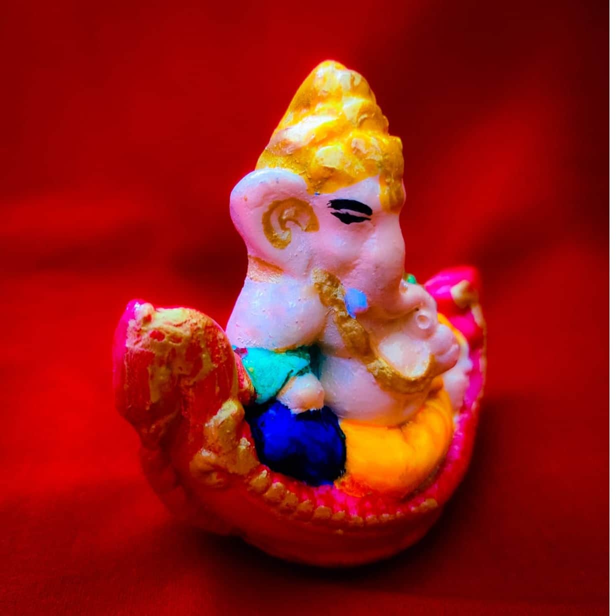Lord Ganesha on Boat Idol - right_view