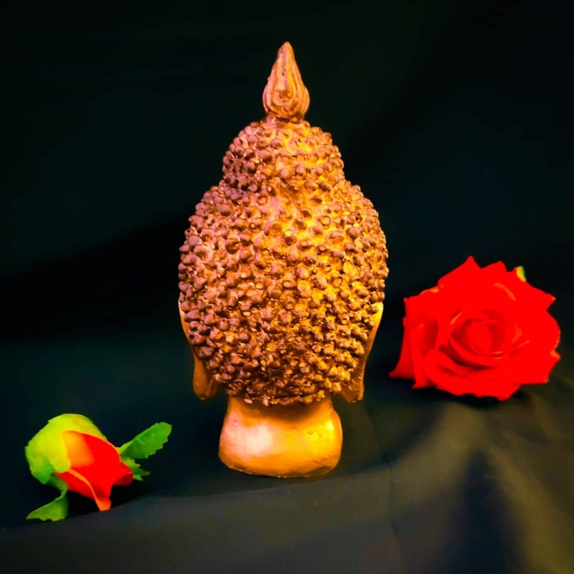 Buddha Head Statue (Golden)